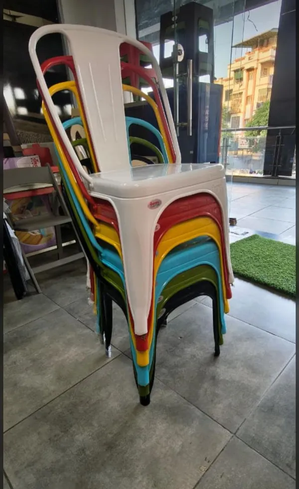 Multicolor_Plastic_Dining_Cafe_Chair_|_46_X_50_X_61_Cm