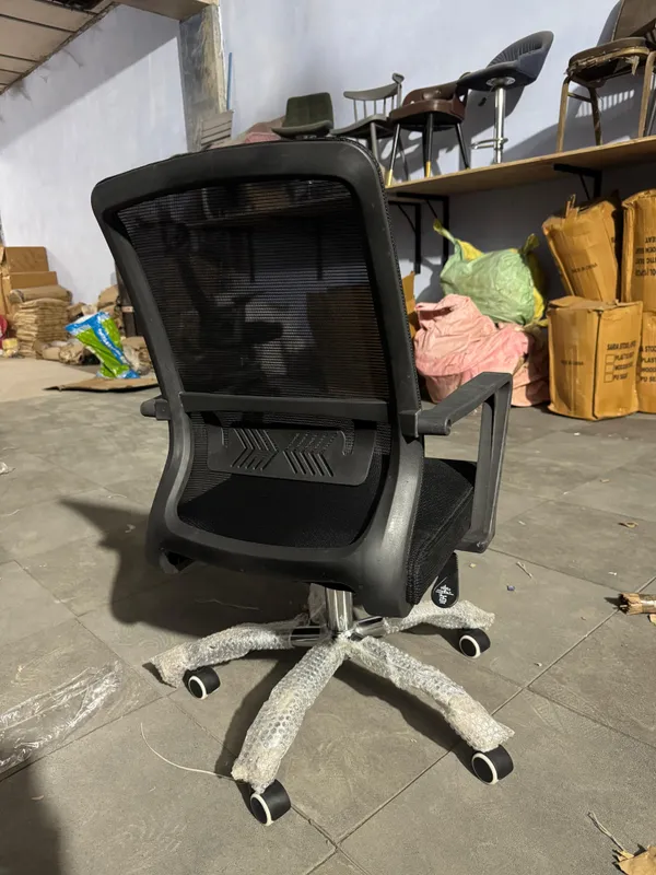 Black_Foam_And_Net_Study_Office_Revolving_Chair_|_38_X_40_X_41_Cm