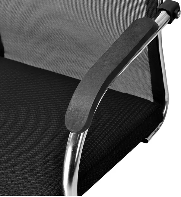 Black_Net_And_Foam_Visitor_Chair_|_46.99_X_49.53_X_91_Cm