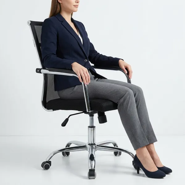 Black_Foam_And_Net_Office_Chair_|_47D_X_43.2W_X_91.4H_Cm