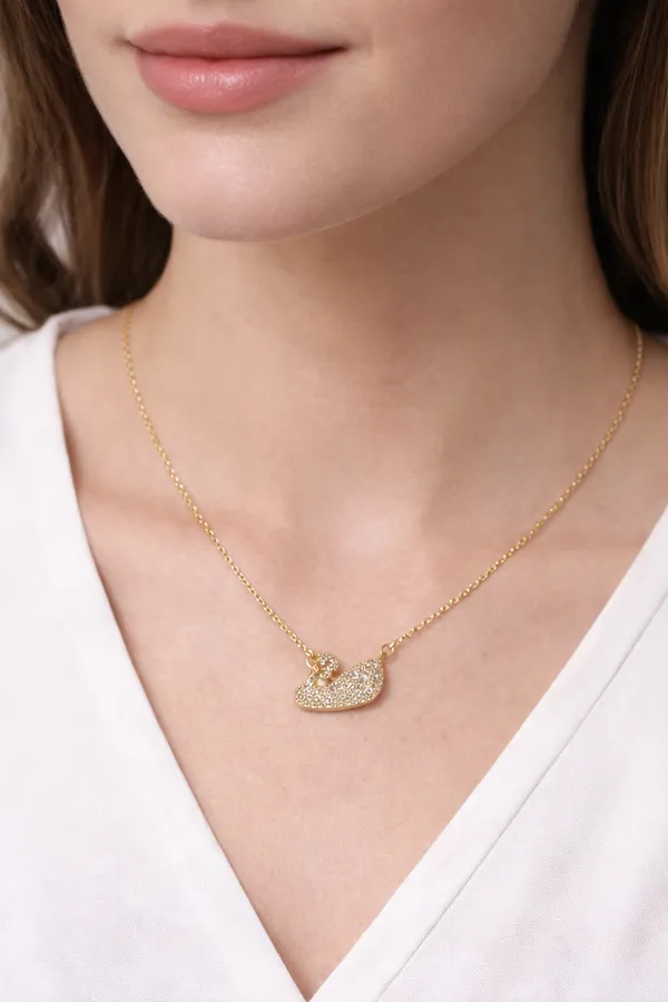 Ilanja_Golden_Silver_Crystal_Swan_Pendant_for_Women