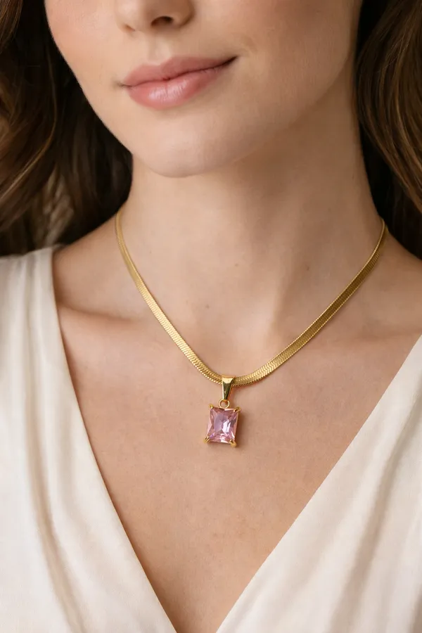 Ilanja_Gold_Pink_Princess_Pendant_for_Women