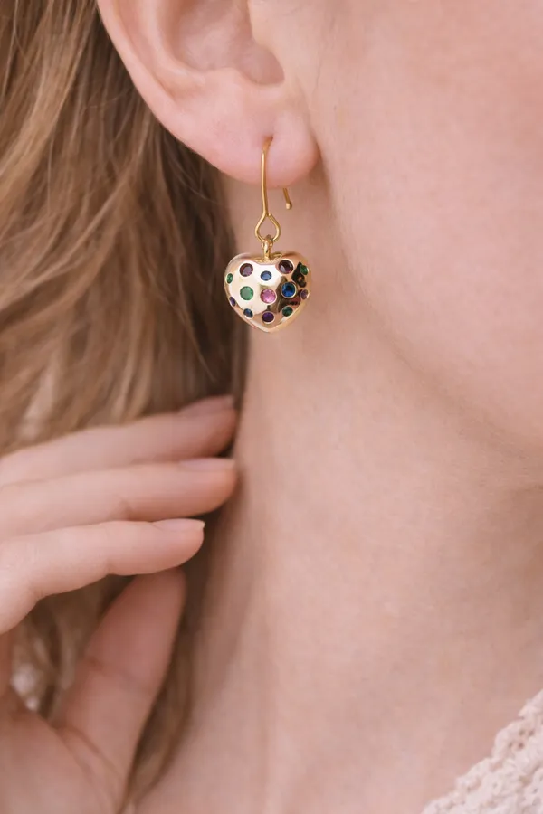 Ilanja_Gold-Tone_Rainbow_Heart_Stud_Earrings_for_Women