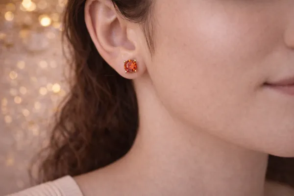 Ilanja_Golden_Orange_Amber_Glow_Stud_Earrings_for_Women