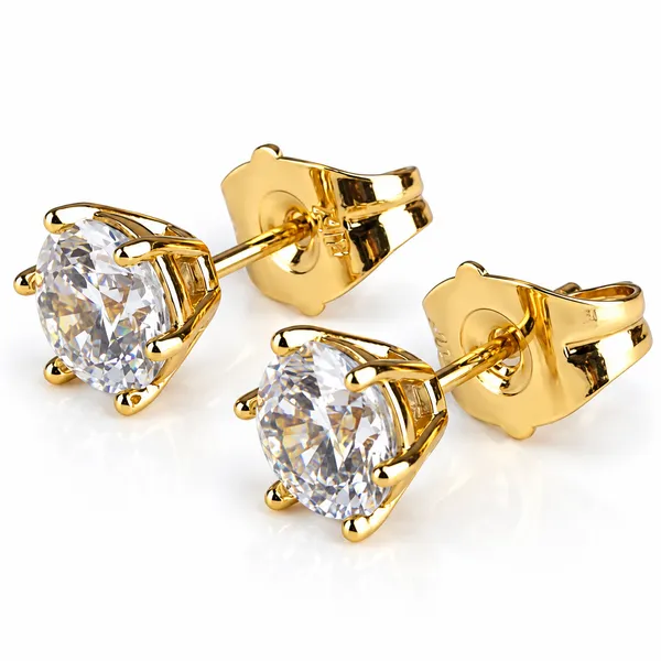 Ilanja_Luxe_Radiance_Solitaire_Studs_