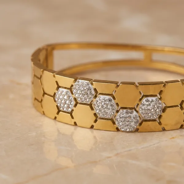 Ilanja_Gold-Plated_Honeycomb_Diamond_Accent_Bracelet