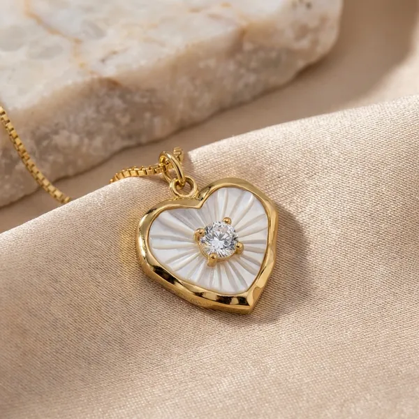 Ilanja_Gold-Tone_Floral_Crystal_Center_Pendant_Necklace
