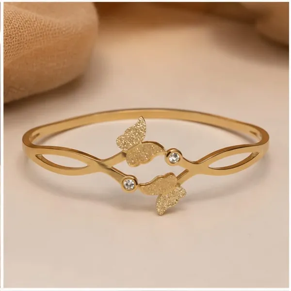 Rivorah_Rose_Gold_Butterfly_Crystal_Bracelet_for_Women