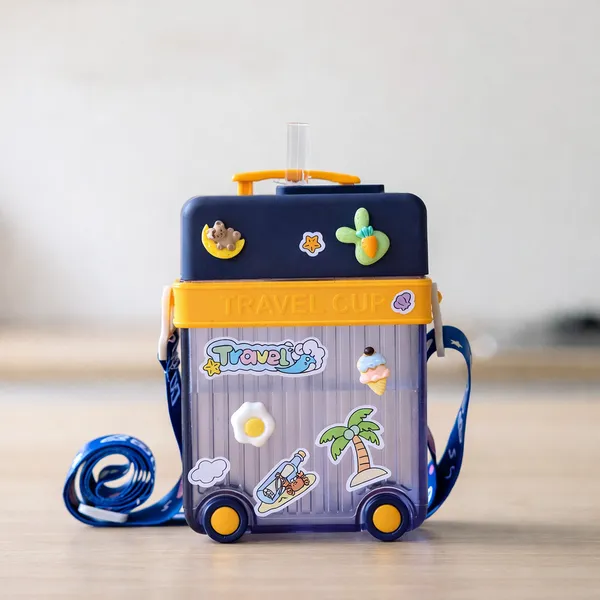 Suitcase_Bottle_–_Blue