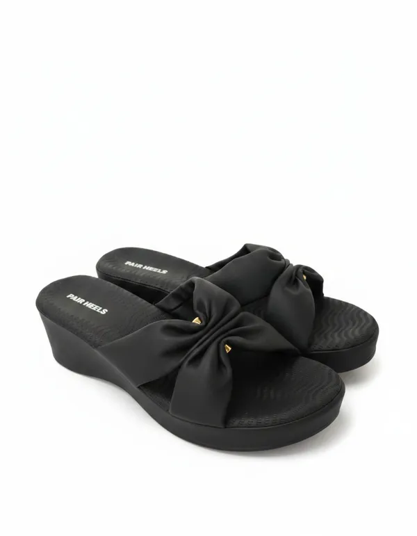 PAIR_HEELS_Women_Black_Comfort_Wedge_Slides_|_Stylish_Slip-On_Platform_Sandals