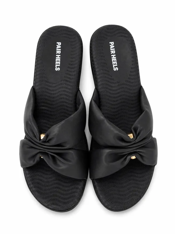 PAIR_HEELS_Women_Black_Comfort_Wedge_Slides_|_Stylish_Slip-On_Platform_Sandals