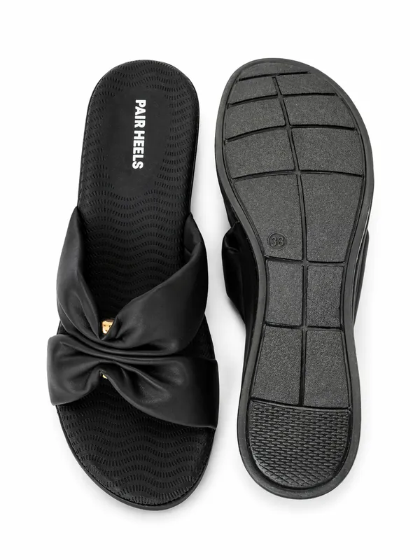 PAIR_HEELS_Women_Black_Comfort_Wedge_Slides_|_Stylish_Slip-On_Platform_Sandals