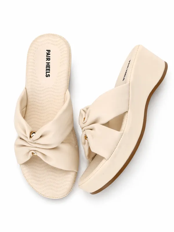 PAIR_HEELS_Women_cream_Comfort_Wedge_Slides_|_Stylish_Slip-On_Platform_Wedges