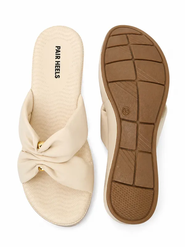 PAIR_HEELS_Women_cream_Comfort_Wedge_Slides_|_Stylish_Slip-On_Platform_Wedges