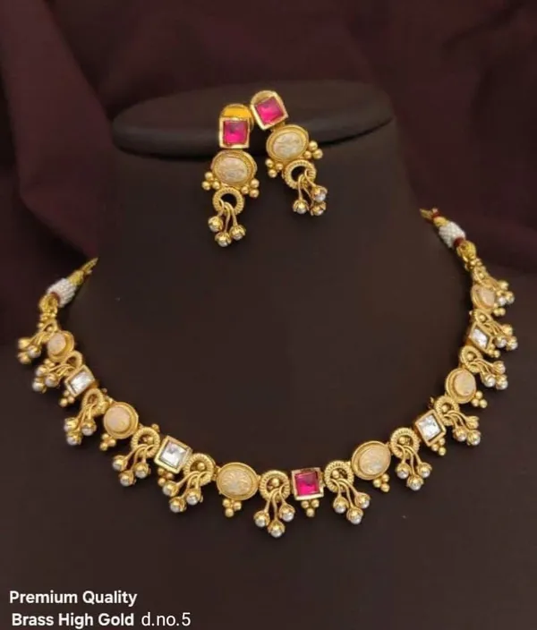 Gold_Base_Material_Alloy_Gold_Plated_Set_For_Women