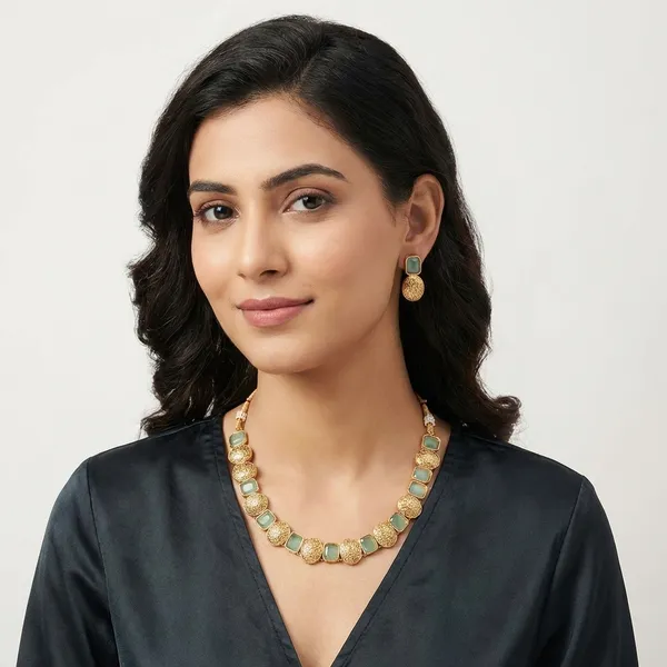 Gold_Base_Material_Alloy_Hasdi_Necklace_Set_For_Women