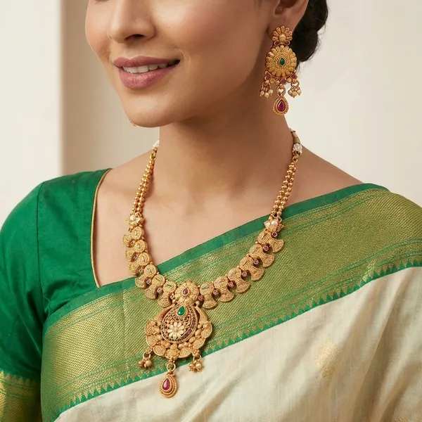 Gold_Base_Material_Alloy_Hasdi_Necklace_Set_For_Women