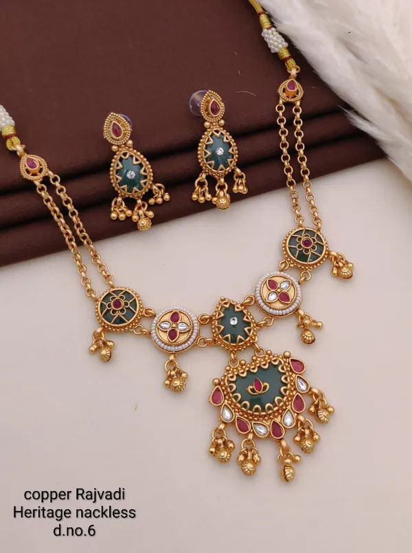 Gold_Base_Material_Alloy_Ethnic_Necklace_Set_For_Women