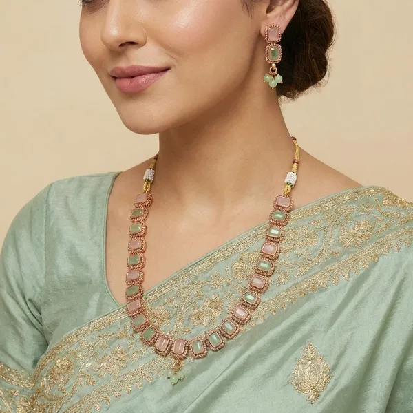 Gold_Base_Material_Alloy_Hasdi_Necklace_Set_For_Women