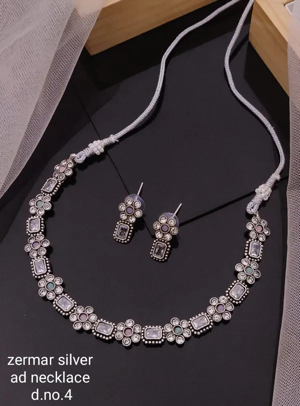 Gold_Base_Material_Alloy_Silver_Antique_Set_For_Women