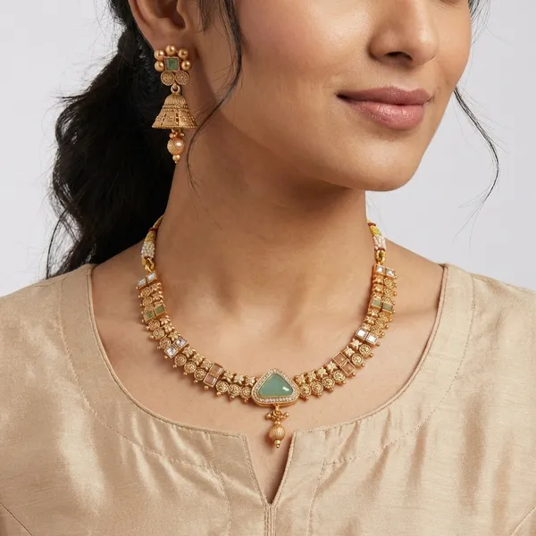 Gold_Base_Material_Alloy_Hasdi_Necklace_Set_For_Women