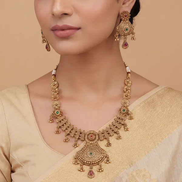 Gold_Base_Material_Alloy_Hasli_Necklace_Set_For_Women