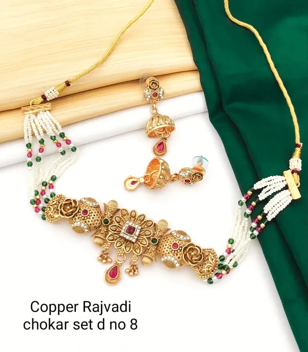 Gold_Base_Material_Alloy_Pearl_Choker_Set_For_Women