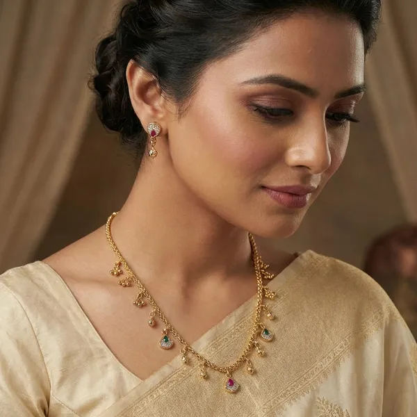 Gold_Base_Material_Alloy_Ad_Pendant_Set_For_Women