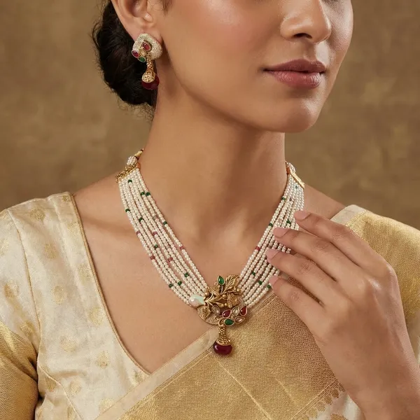 Gold_Base_Material_Alloy_Pearl_Choker_Set_For_Women