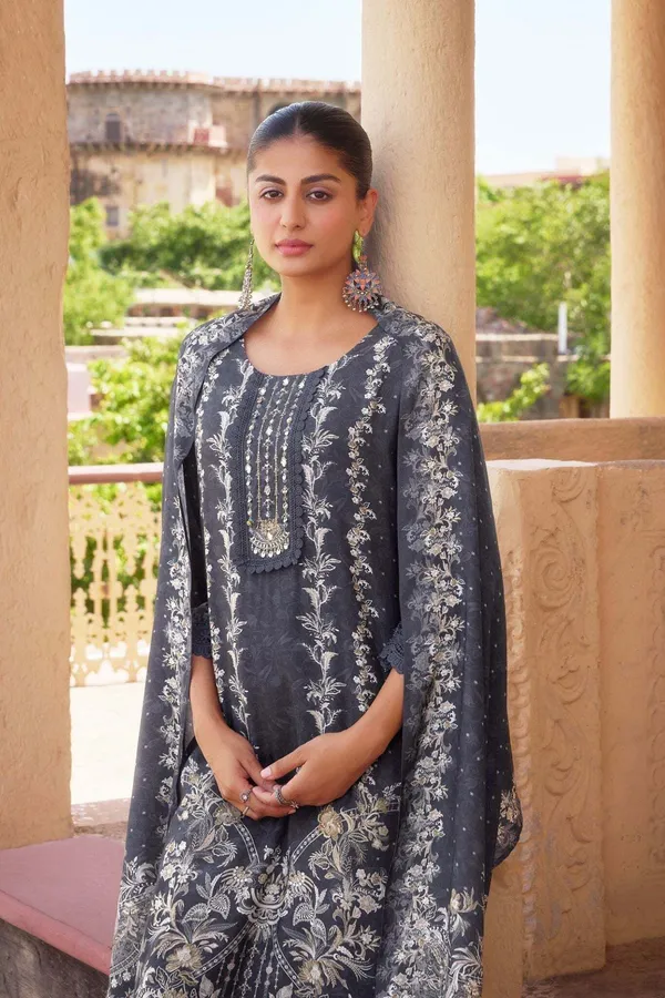 Grey_Silk_Blend_Kurta_Pant_Dupatta_Set_For_Women