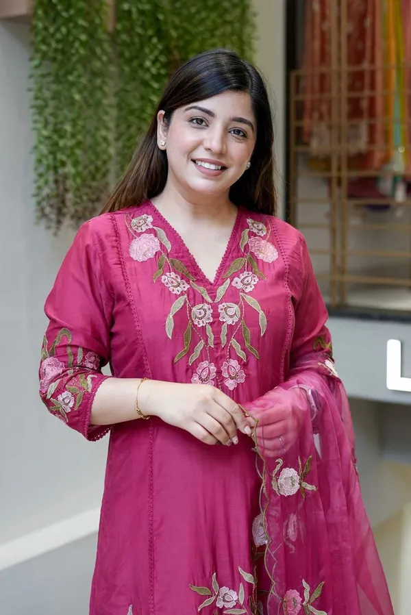 Red_Chanderi_Silk_Kurta_Pant_Dupatta_Set_For_Women