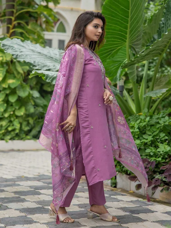 Pack_of_2_-_Rayon_and_Silk_Blend_Kurta_Pant_Dupatta_Set_For_Women_