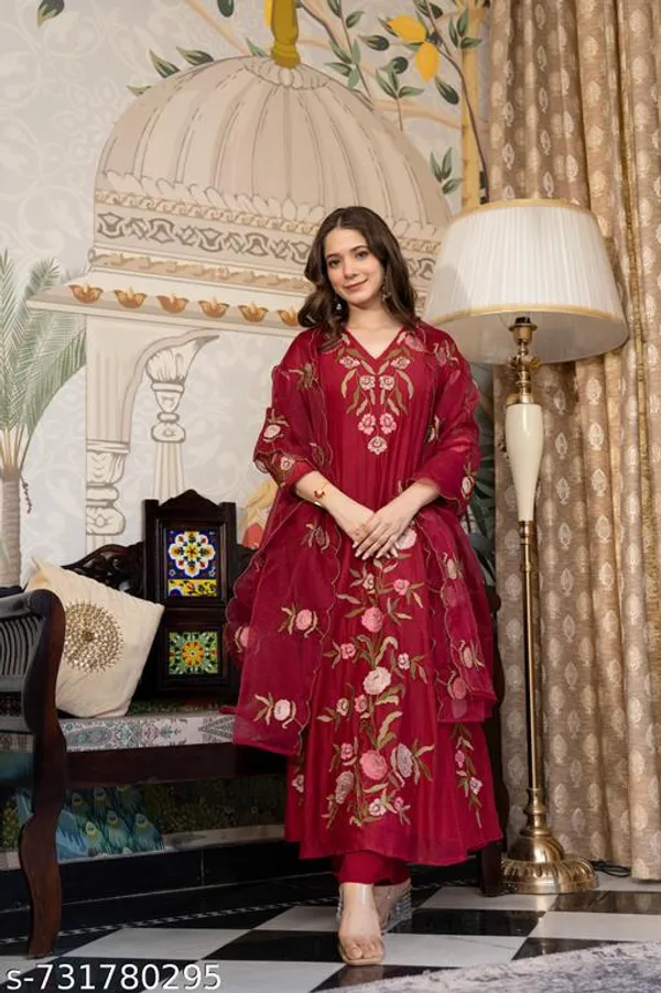 Pack_of_2_-_Kurta_Pant_Dupatta_Set_For_Women