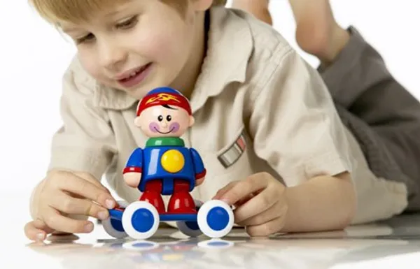 Multicolor_Skateboarder_Figure_For_Kids