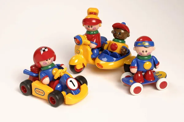 Multicolor_First_Friends_On_Wheels_Toy_For_Kids