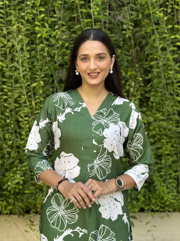 Green_Premium_Long_Kurti_Pant_Co-ord_Set_For_Women