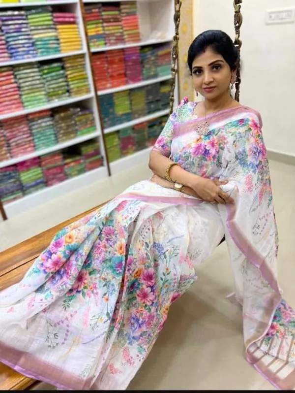 White_Linen_Saree_with_Floral_Digital_Print_&_Gold_Jari_Border