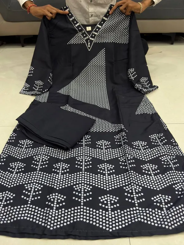 Lime_Black_Premium_Pure_Cotton_Slub_Kurti_Pant_Set_with_Stylish_Chevron_Yoke