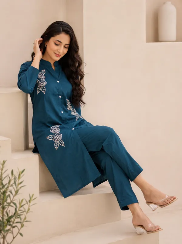 Sharda_Ethnic_Blue_Dhabu_Bloom_Premium_Cotton_Co-Ord_Set