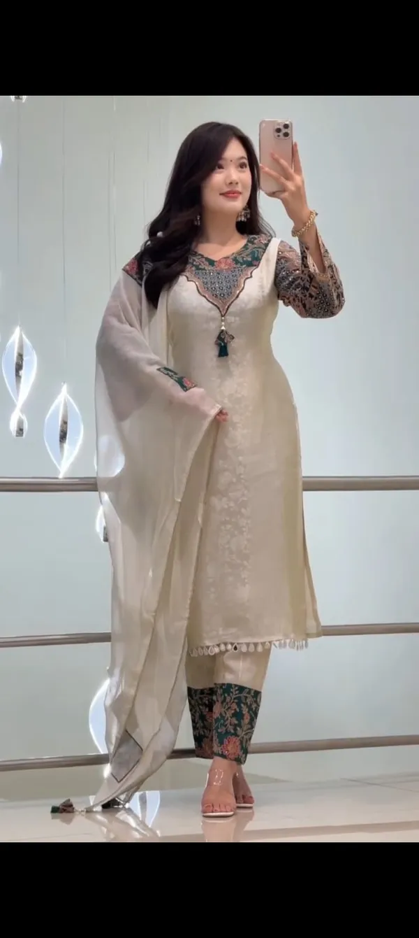 Sharda_Ethnic_Zariya_Jumkha_–_Premium_Pure_Banarasi_Suit_Set_with_Handwork_Neck