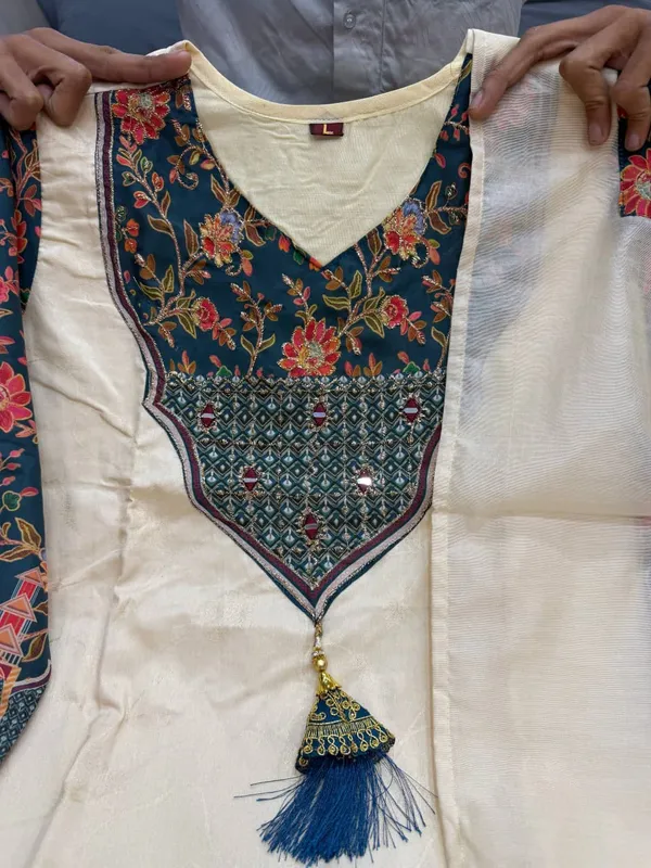 Sharda_Ethnic_Zariya_Jumkha_–_Premium_Pure_Banarasi_Suit_Set_with_Handwork_Neck
