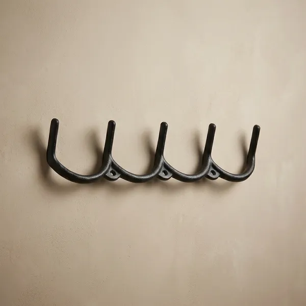 Multi_Hook_Hanger_Modern_&_Stylish_Design