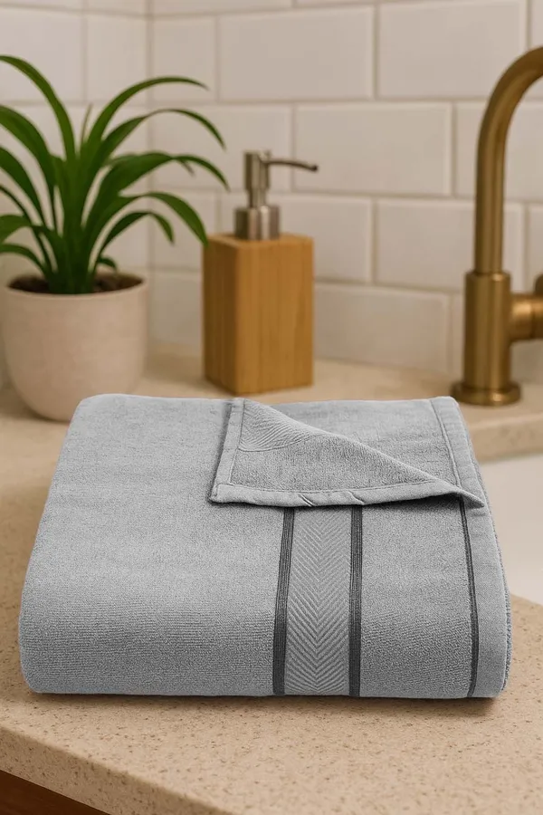 Ultra_Soft_Gray_Bamboo_Bath_Towel
