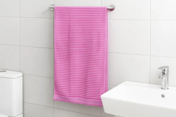 Striped_Pink_Cotton_Bath_Towel