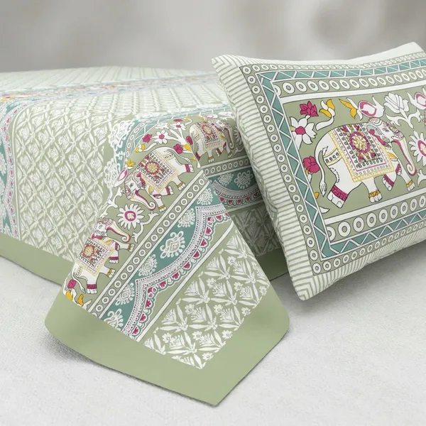 Bedsheet_With_Elephant_And_Floral_Motifs