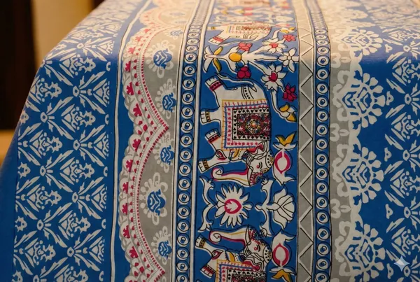 Bedsheet_With_Elephant_And_Floral_Motifs