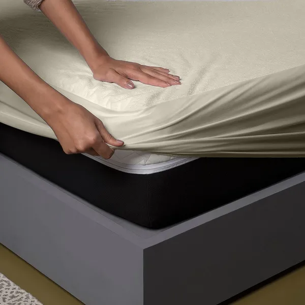 Waterproof_Fitted_Mattress_Protector
