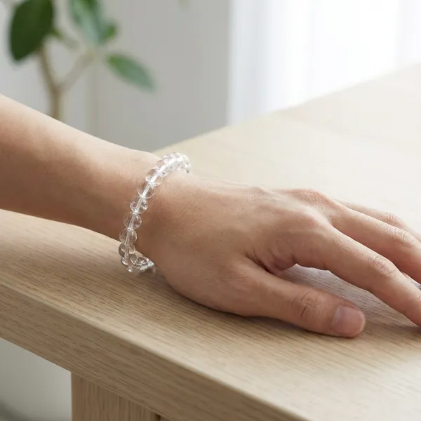 Natural_Clear_Quartz_10Mm_Round_Bead_Bracelet_Energy_Amplifier_And_Positive_Vibes_For_Unisex