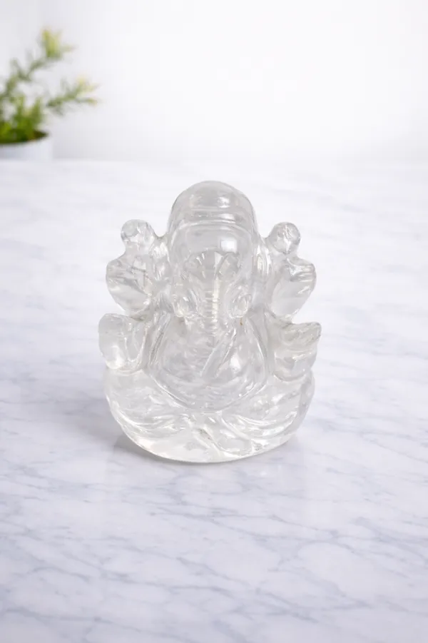 Clear_Quartz_Crystal_Ganesha_Idol_Natural_Murti_For_Protection_And_Decor