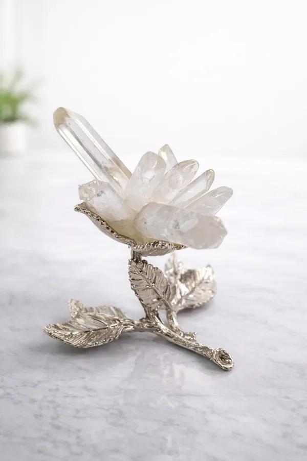 Natural_Clear_Quartz_Flower_Decorative_Showpiece_